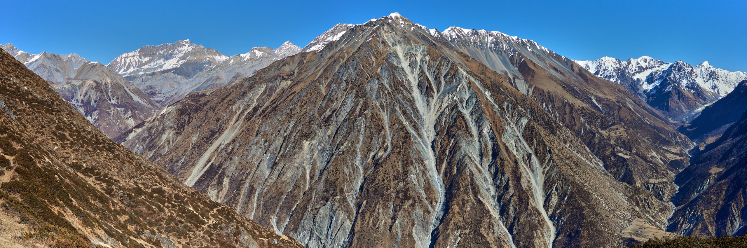 Tsum Valley and Manaslu Circuit Trek