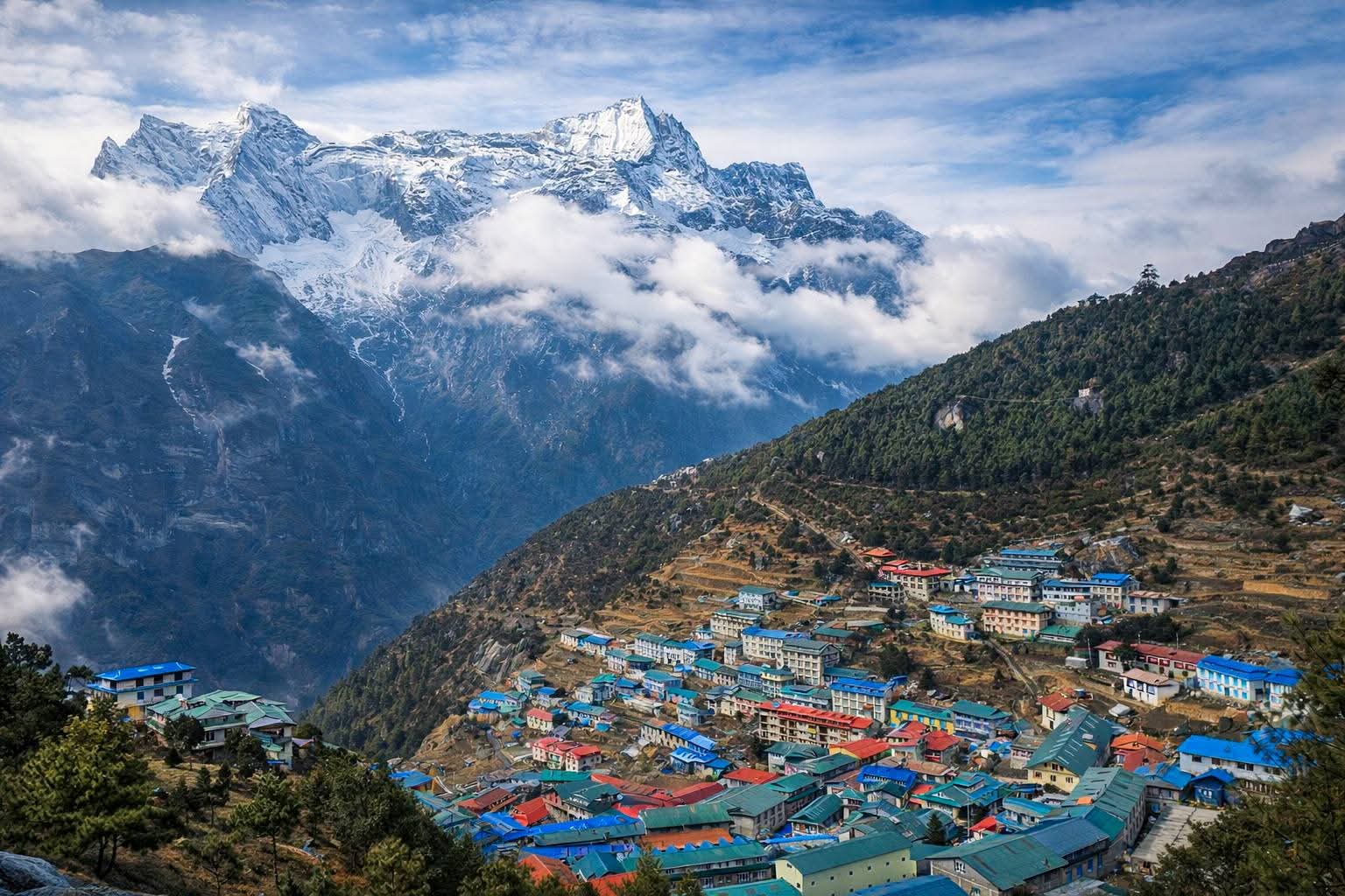 Everest Luxury Trek